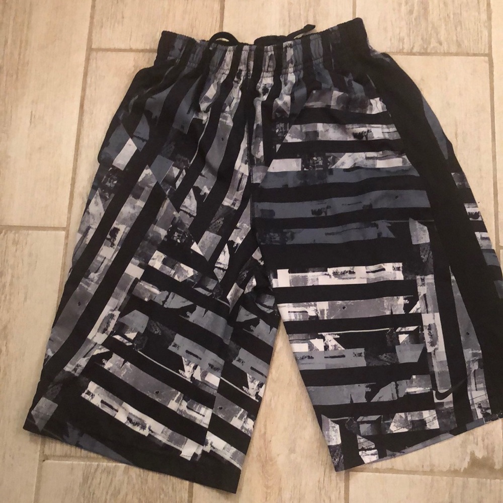 Perfect condition Boys Nike shorts XL